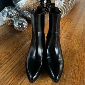 H&M Chelsea Boot with Heel (size 7)